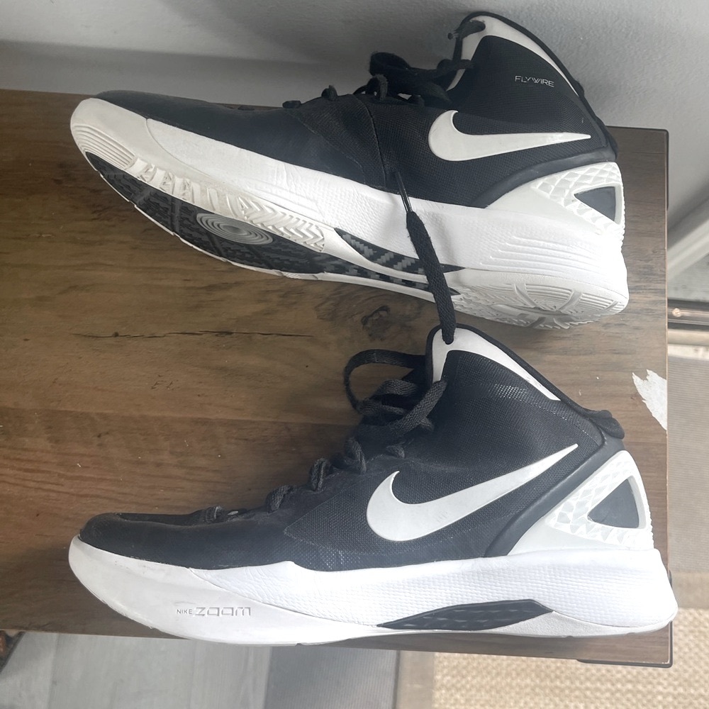 Nike Black and White Athletic Shoes
